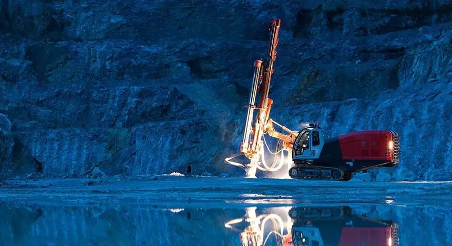 Developmental Trends of Hydraulic Rock Drilling Machines